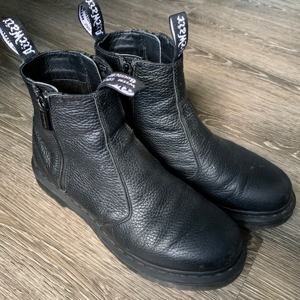 Doc Martens Chelsea Boot